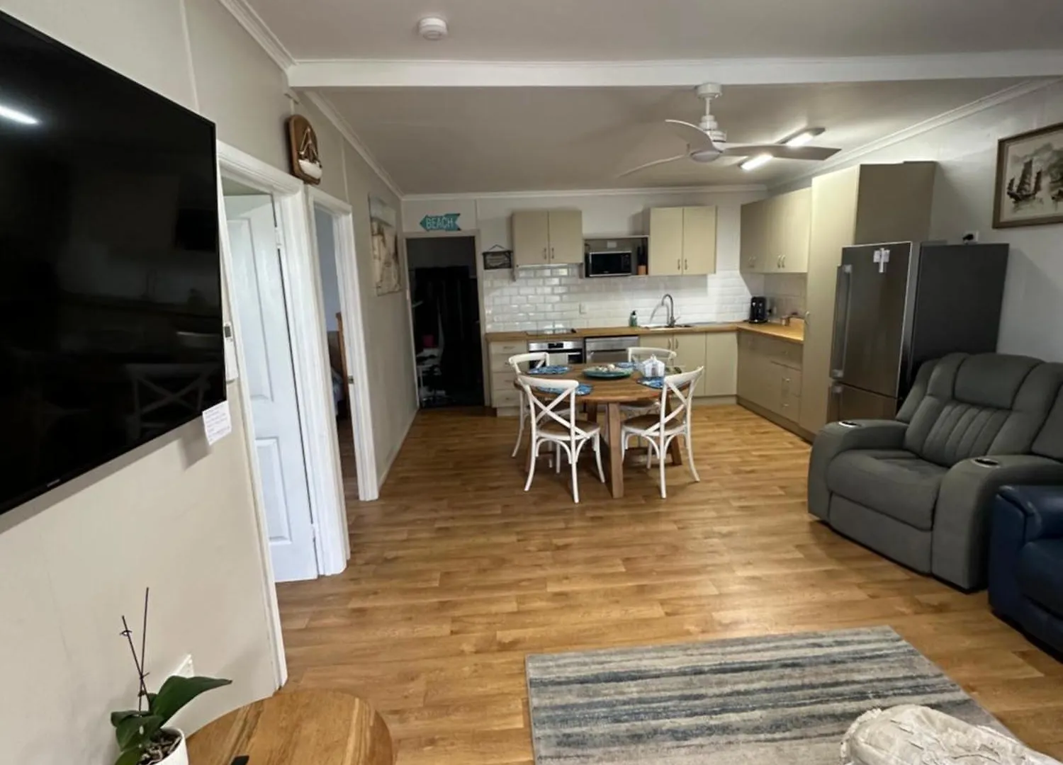Salt & Serenity Seaforth Holiday home